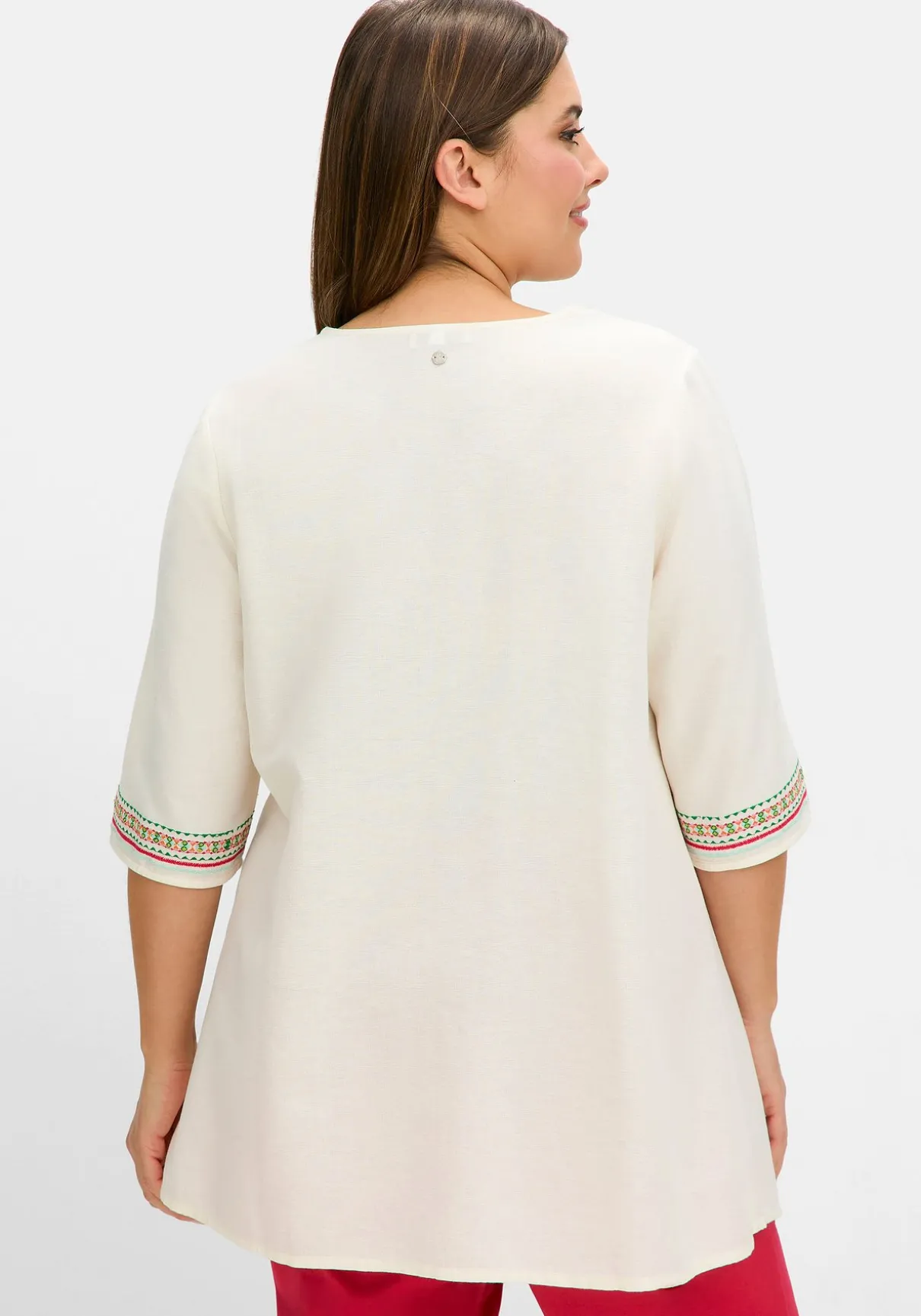 Tunika mit Stickereien, mit Leinenanteil