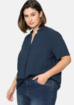 Tunika mit V-Ausschnitt und Stehkragen