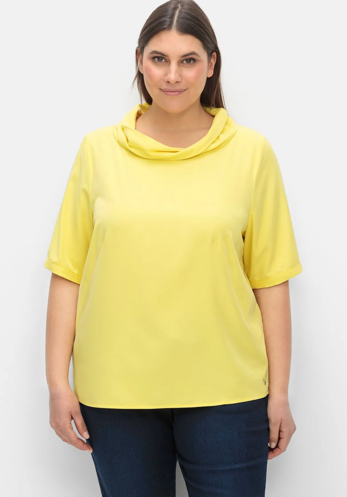 Tunika mit weitem Stehkragen, leicht schimmernd