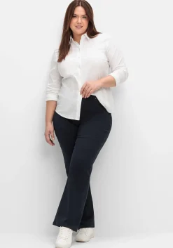 Twillhose in Bootcutform mit Shaping-Einsatz