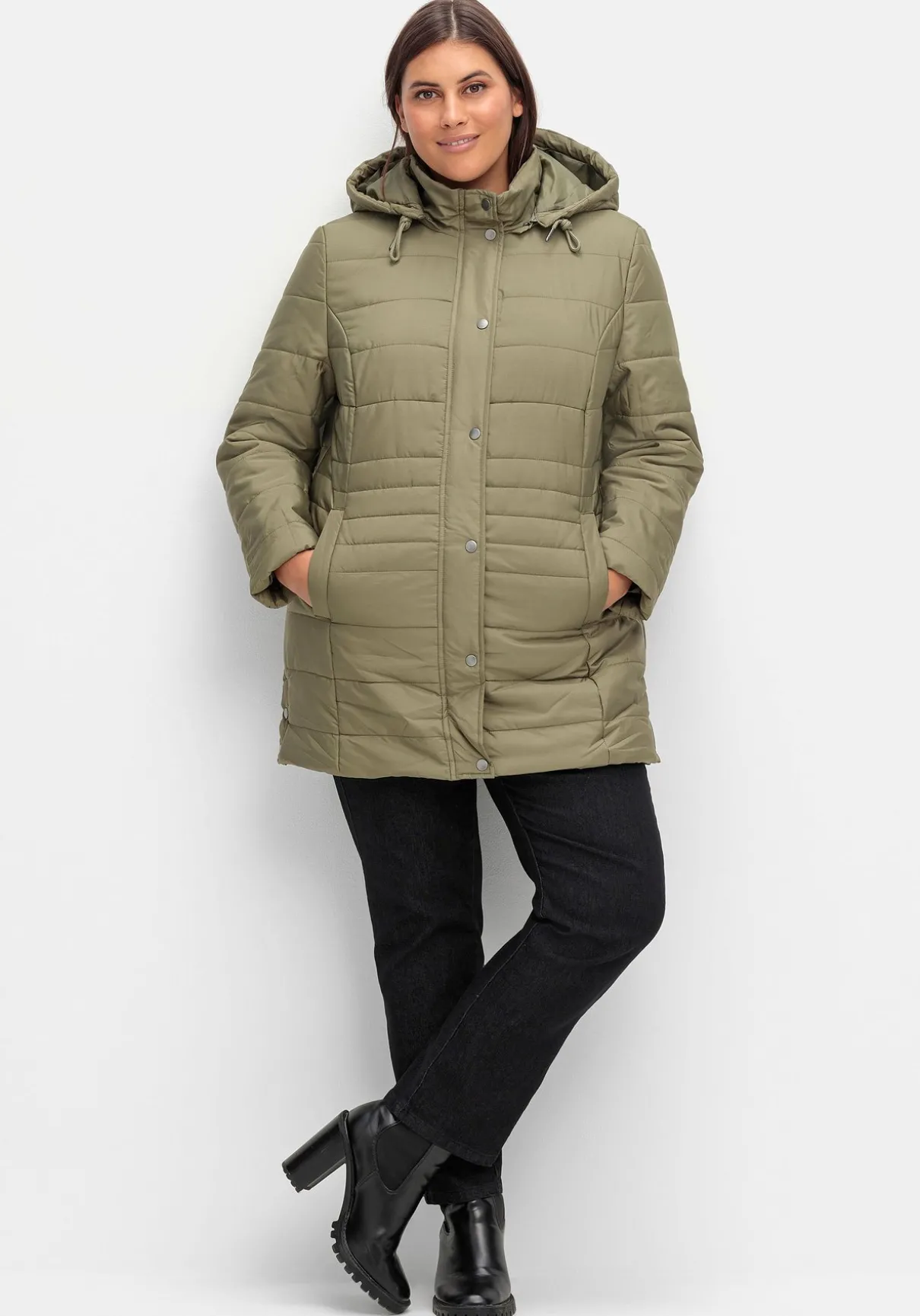 Warm wattierte Steppjacke mit Kapuze