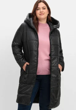 Wattierter Steppmantel mit Kapuze, gefüttert