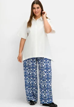 Weite bedruckte Hose mit Teilgummibund