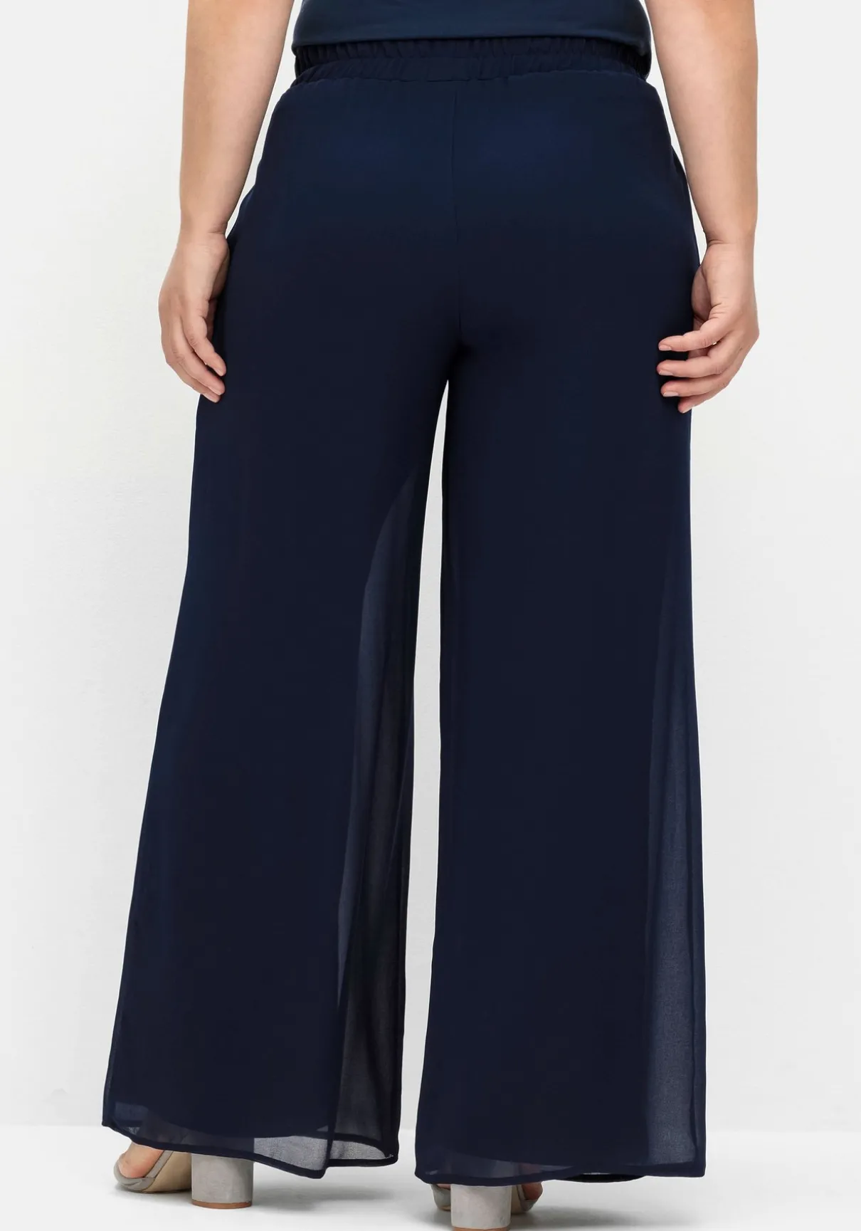 Weite Chiffonhose im Lagenlook, gefüttert