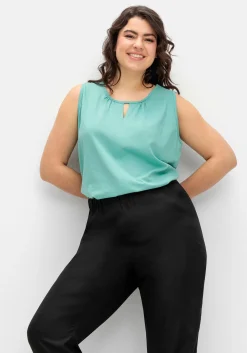 Weite, fließende Hose mit Bündchen am Saum