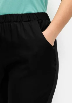 Weite, fließende Hose mit Bündchen am Saum