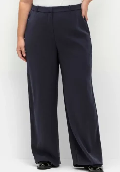 Weite gepflegte Hose mit Teilgummibund