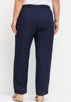 Weite Hose mit elastischem Bund und Innenfutter