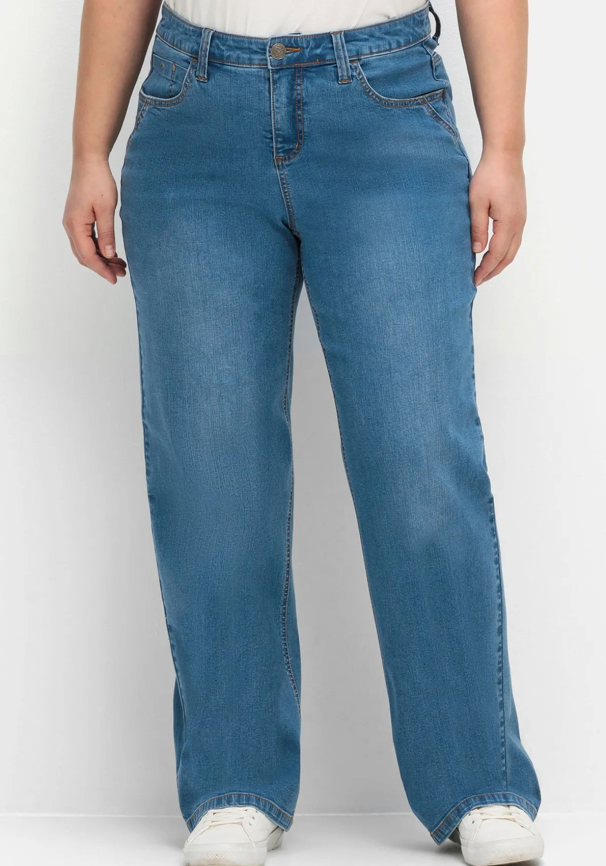 Weite Jeans in Curvy-Schnitt ELLA