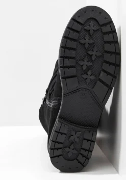 Weitschaftstiefel aus Leder mit Schnürung