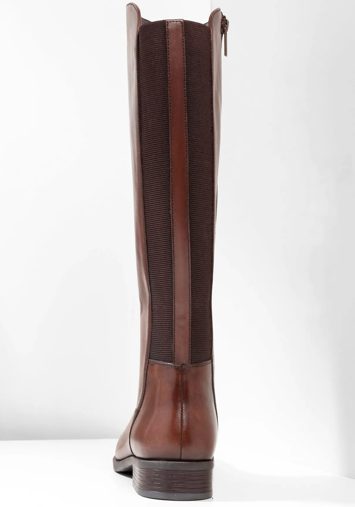 Weitschaftstiefel aus Leder mit Stretch-Einsatz