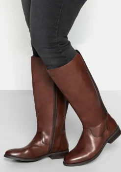 Weitschaftstiefel aus Leder mit Stretch-Einsatz