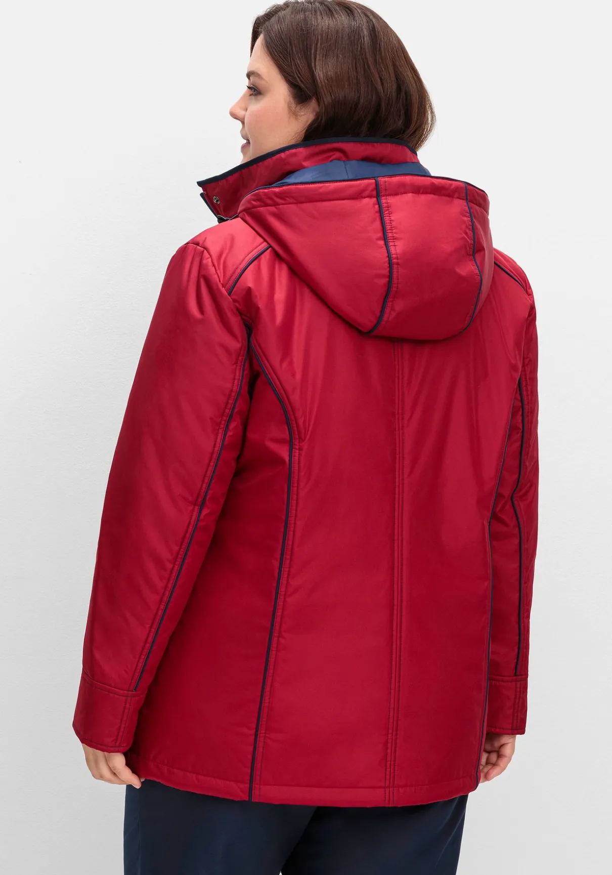 Wind- und wasserabweisende Funktionsjacke