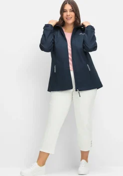 Wind- und wasserabweisende Softshelljacke