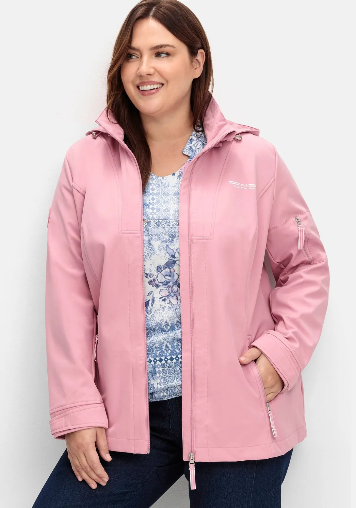 Wind- und wasserabweisende Softshelljacke